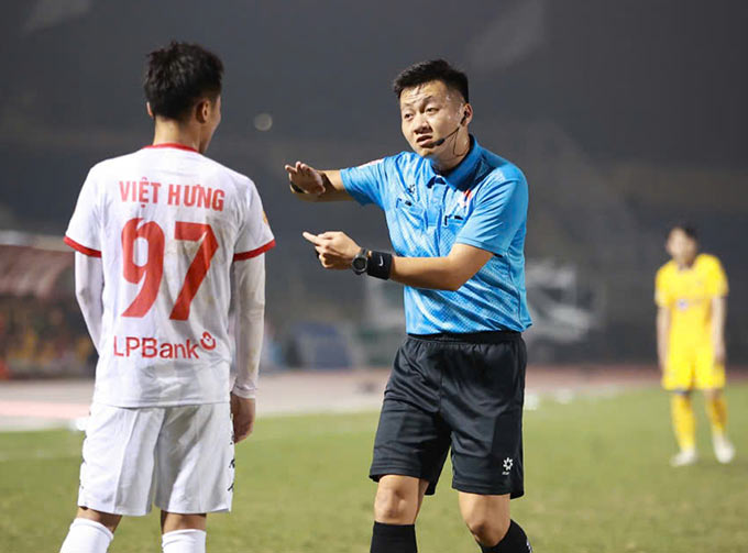 VPF đề nghị lãnh đạo quan chức, HLV, cầu thủ ứng xử đúng mực, tuân thủ quyết định của trọng tài